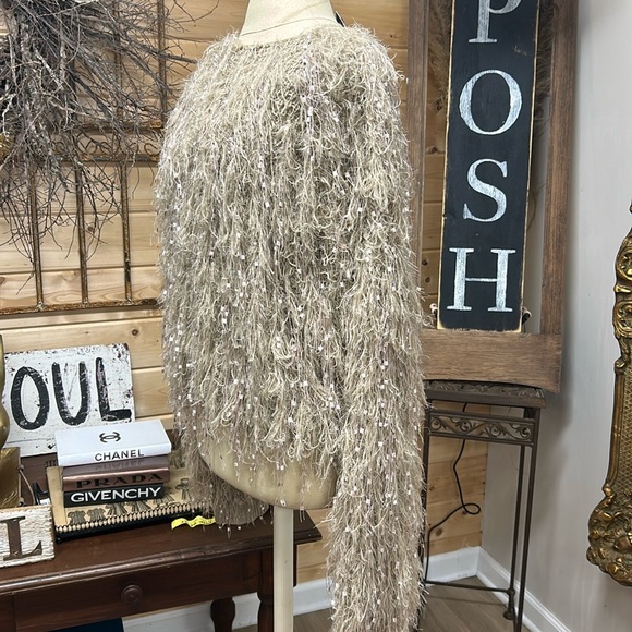 NWT Fuzzy Garland Sweater - Picture 4 of 12